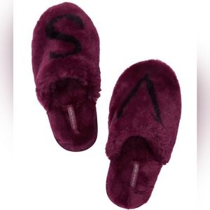 Victoria's Secret Faux Fur Slippers NWT